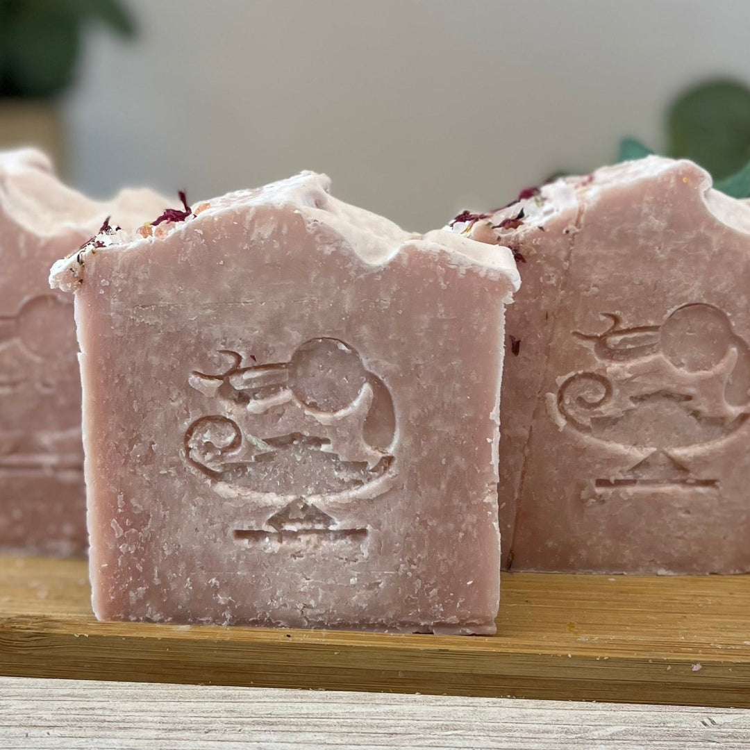 himalayan salt grapefruit goat milk soap spa midngiht oil soap