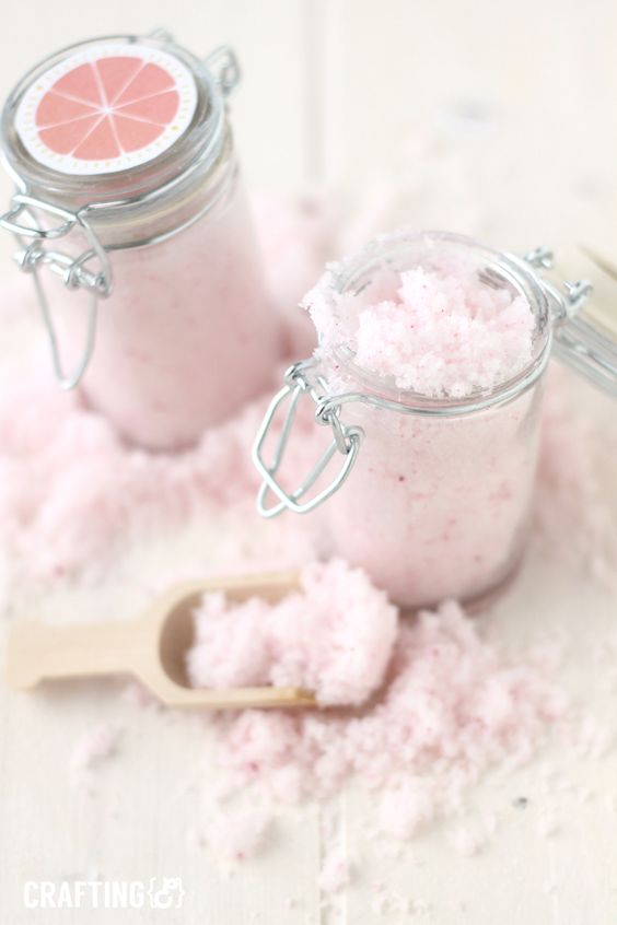 DIY GRAPEFRUIT WILD ROSE SUGAR SCRUB