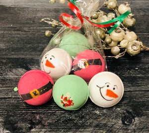 BAG OF CHEER (set of 3 Bath Bombs)